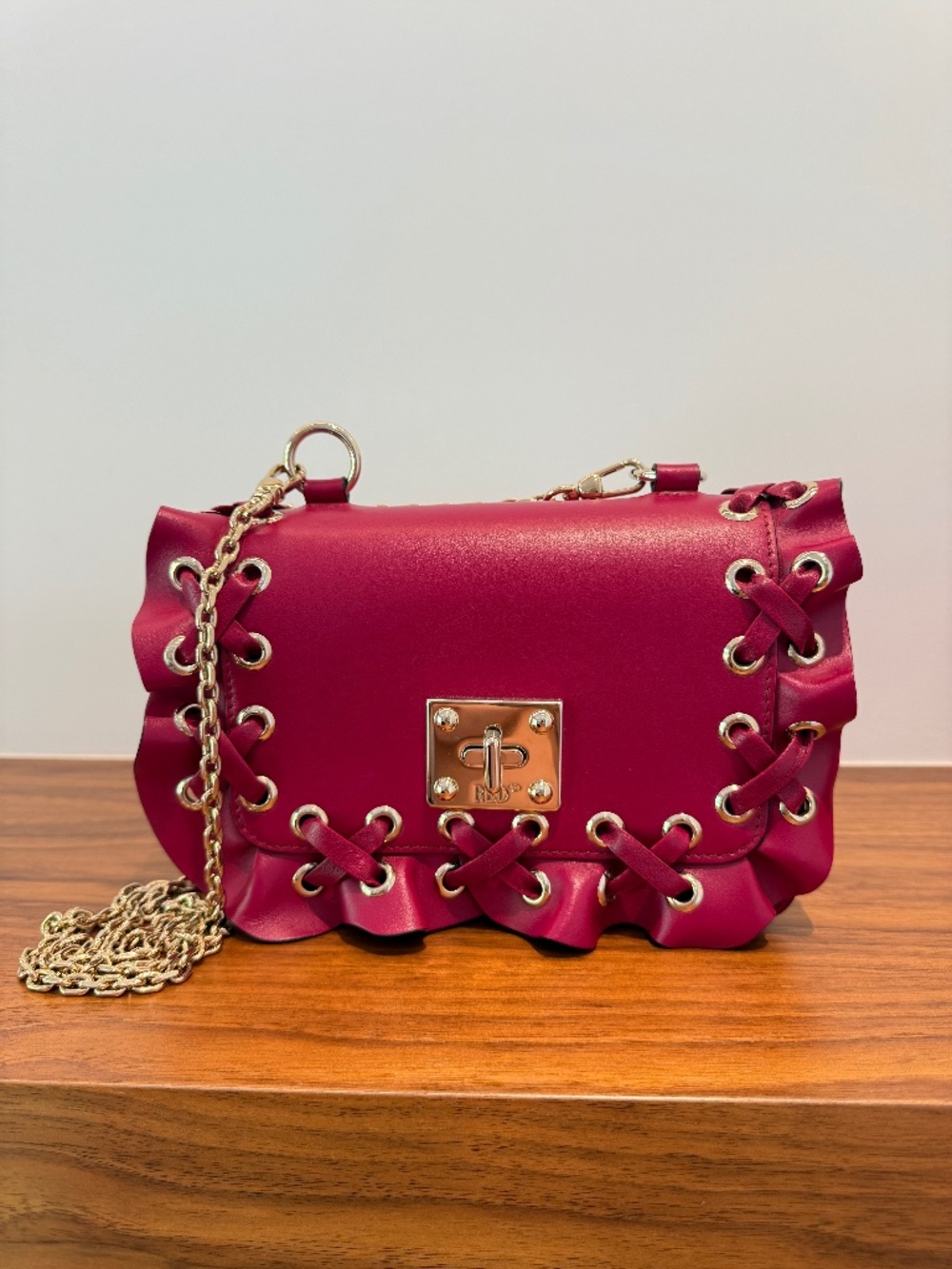 RED Valentino Fuchsia Pink Leather Shoulder Bag with Gold Chain